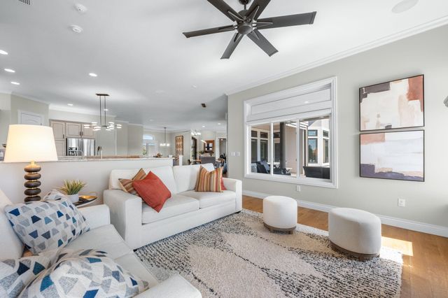 2901 W Crystal Beach St, Wichita, KS 67204