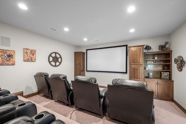 2901 W Crystal Beach St, Wichita, KS 67204