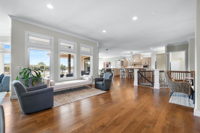 2901 W Crystal Beach St, Wichita, KS 67204