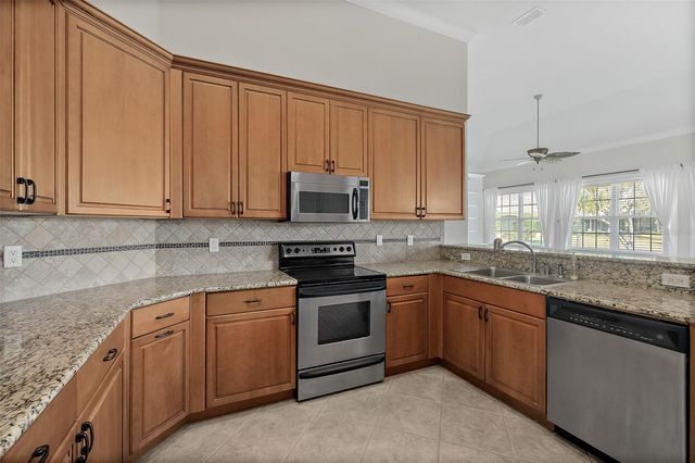 80 LONGVIEW WAY N, Palm Coast, FL 32137