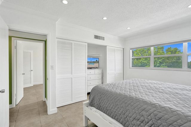 5203 NE 24th Terrace B314, Fort Lauderdale, FL 33308
