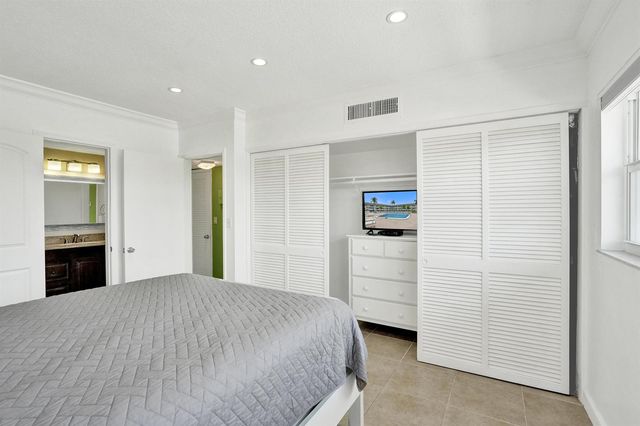 5203 NE 24th Terrace B314, Fort Lauderdale, FL 33308