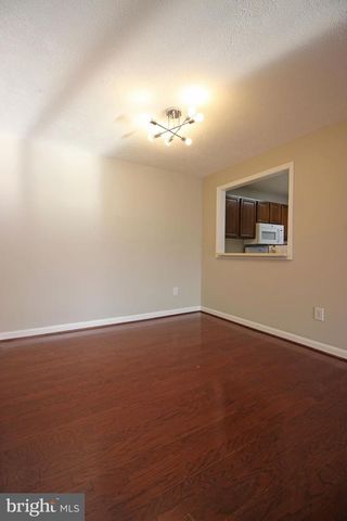 10182 OAKTON TERRACE RD, Oakton, VA 22124