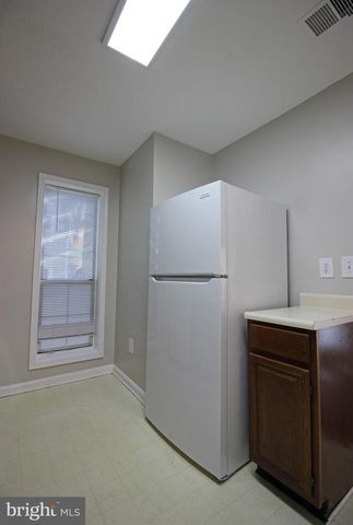 10182 OAKTON TERRACE RD, Oakton, VA 22124