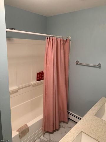 107 New York Ave, Jefferson Twp., NJ 07849