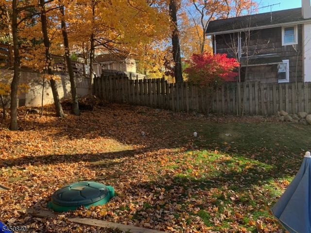 107 New York Ave, Jefferson Twp., NJ 07849