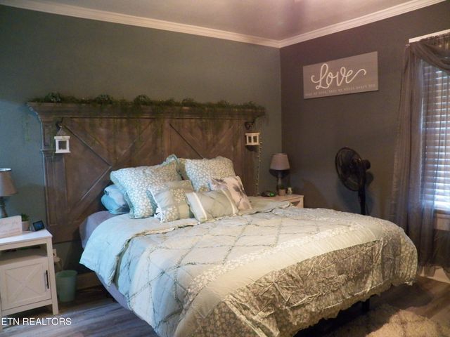 1765 Outer Drive, Lenoir City, TN 37771