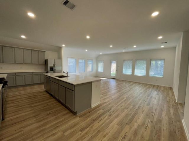 7518 Angels Landing Ln, Porter, TX 77365