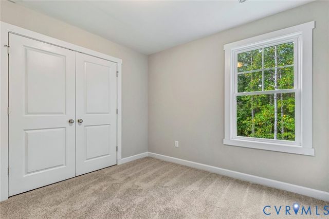 3 Somerset Hill Dr, Glen Allen, VA 23059