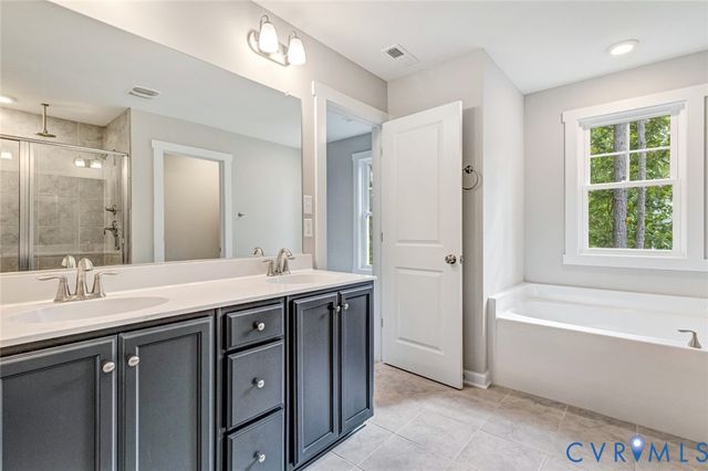 3 Somerset Hill Dr, Glen Allen, VA 23059