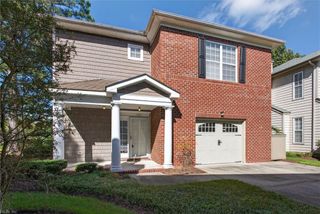 436 Blue Beech WAY, Chesapeake, VA 23320