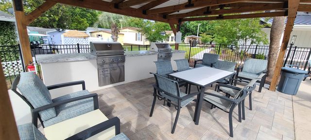 9 Crooked Island Circle, Murrells Inlet, SC 29576
