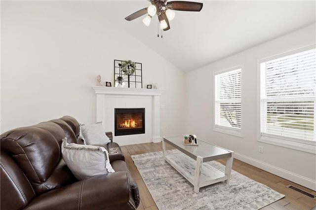 405 S Monroe Street, Raymore, MO 64083