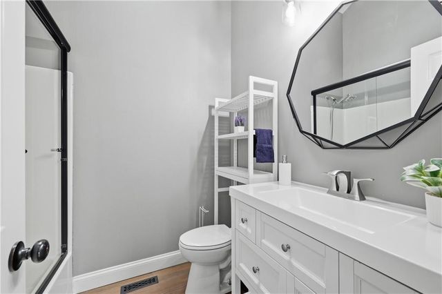 405 S Monroe Street, Raymore, MO 64083