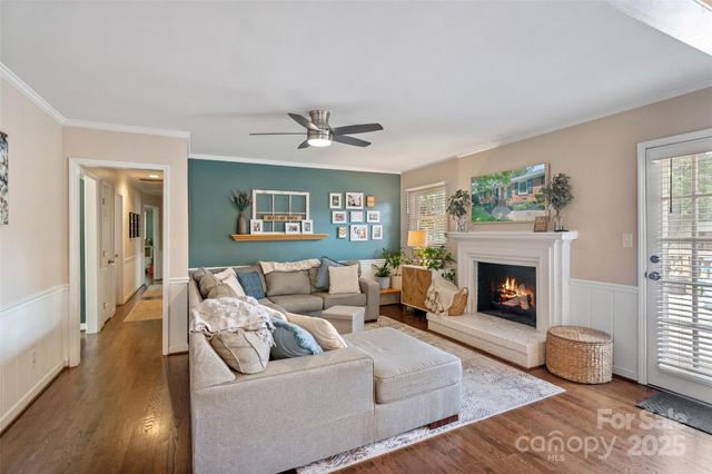 1272 Queensgate Street, Gastonia, NC 28054