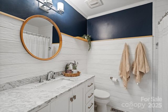 1272 Queensgate Street, Gastonia, NC 28054