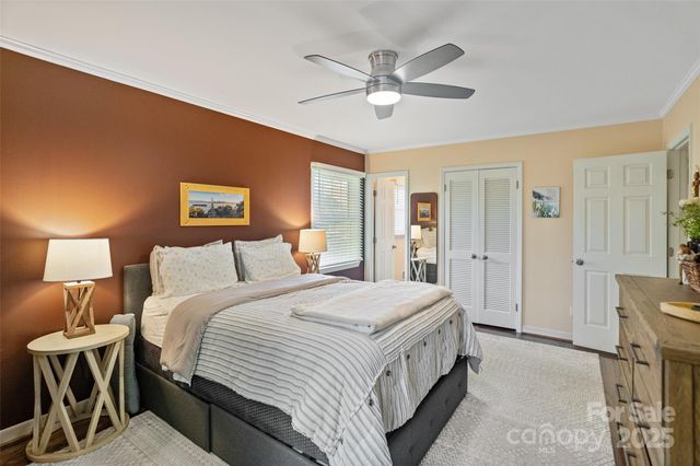 1272 Queensgate Street, Gastonia, NC 28054
