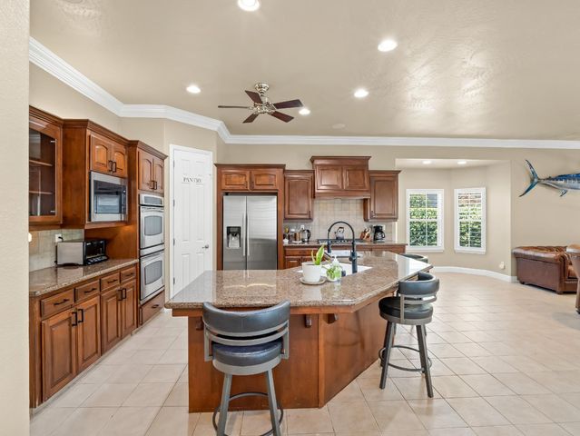 1755 N Cherry Lane, Clovis, CA 93619