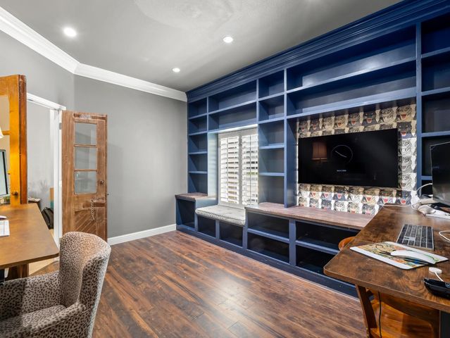 1755 N Cherry Lane, Clovis, CA 93619