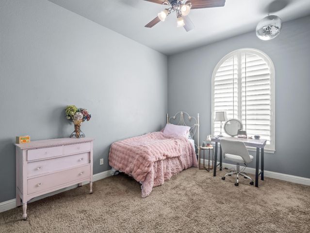 1755 N Cherry Lane, Clovis, CA 93619