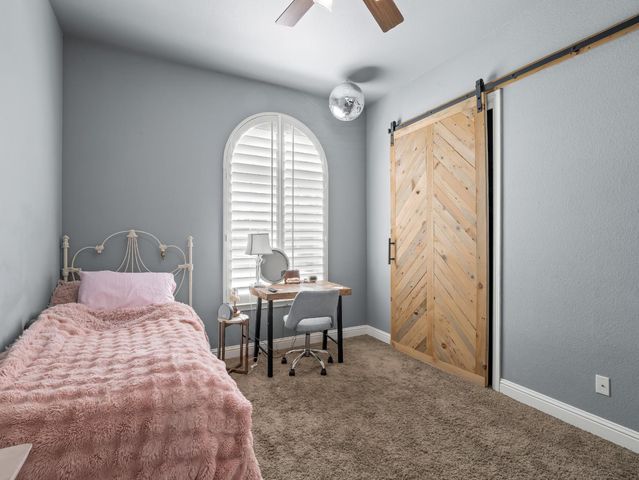 1755 N Cherry Lane, Clovis, CA 93619