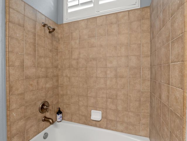 1755 N Cherry Lane, Clovis, CA 93619