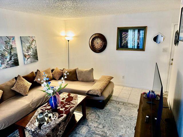 5611 Harvest Hill Road 1012, Dallas, TX 75230