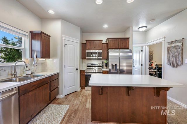 377 View Ave, Twin Falls, ID 83301