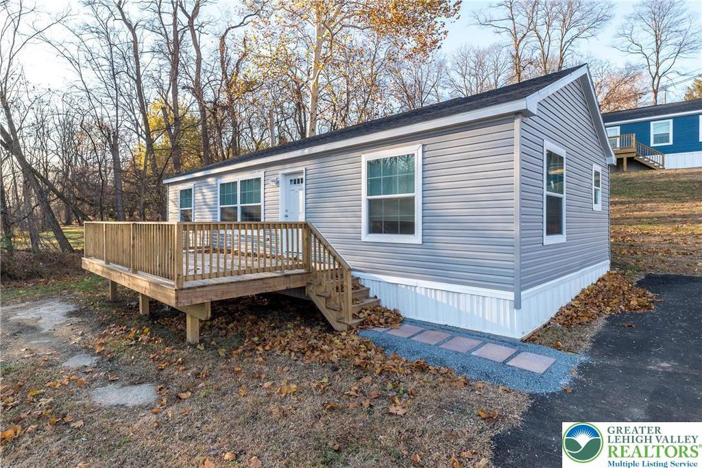 465 Royal Manor Road LOT 8, Williams Twp, PA 18042