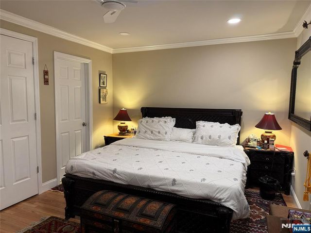 25-3 Tamaron Drive, Waldwick, NJ 07463