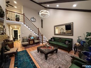 25-3 Tamaron Drive, Waldwick, NJ 07463