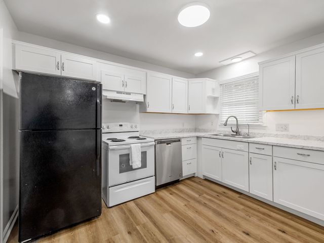 175 Foster St, Cowpens, SC 29330