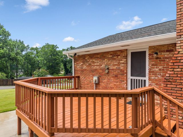 175 Foster St, Cowpens, SC 29330
