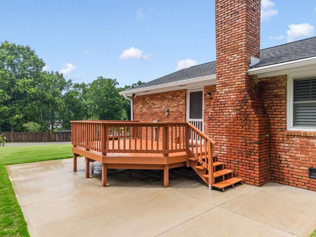 175 Foster St, Cowpens, SC 29330