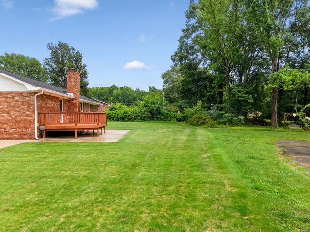 175 Foster St, Cowpens, SC 29330