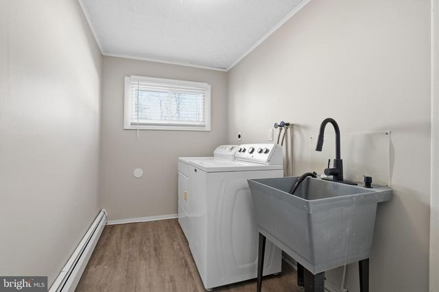 118 WILDFLOWER RD, Levittown, PA 19057