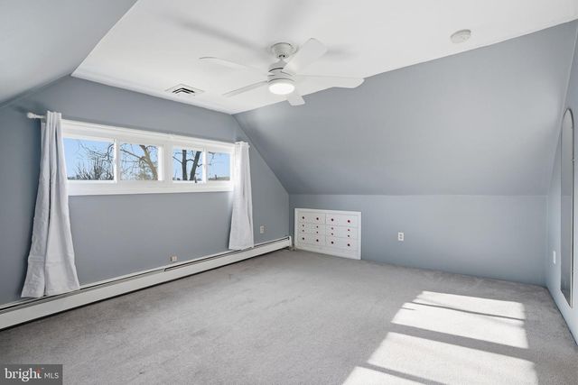 118 WILDFLOWER RD, Levittown, PA 19057