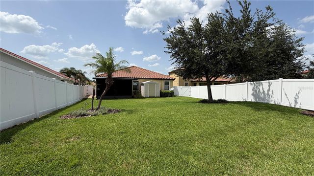 1947 ALTAVISTA CIRCLE, Lakeland, FL 33810