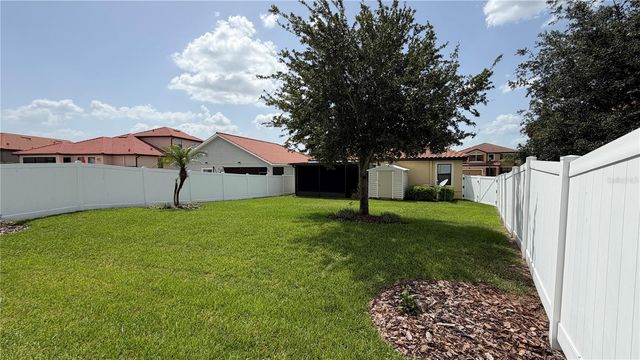 1947 ALTAVISTA CIRCLE, Lakeland, FL 33810