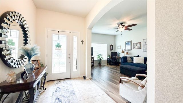 1947 ALTAVISTA CIRCLE, Lakeland, FL 33810