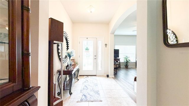 1947 ALTAVISTA CIRCLE, Lakeland, FL 33810