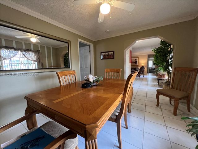 18160 NW 82nd Ave, Hialeah, FL 33015