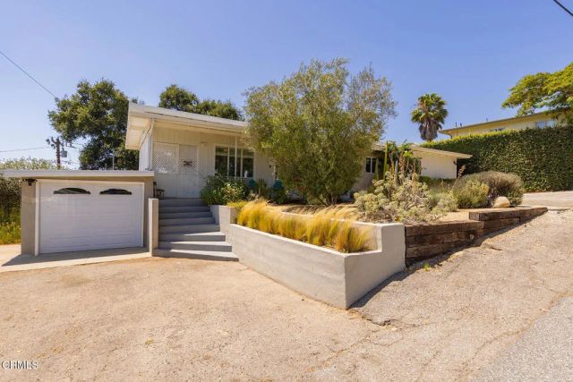 115 Valley View Drive, Oak View, CA 93022