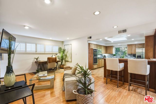 5518 Saloma Avenue, Sherman Oaks, CA 91411