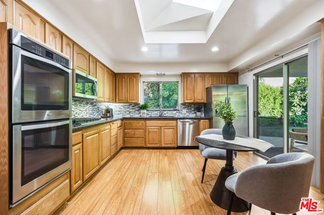 5518 Saloma Avenue, Sherman Oaks, CA 91411