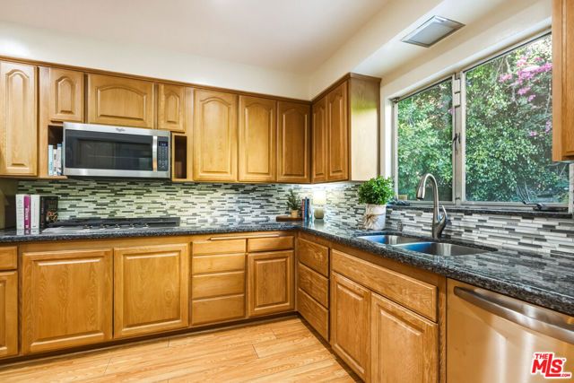 5518 Saloma Avenue, Sherman Oaks, CA 91411