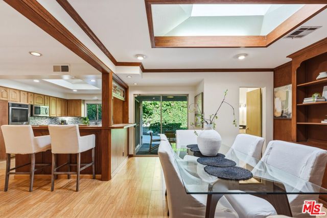 5518 Saloma Avenue, Sherman Oaks, CA 91411
