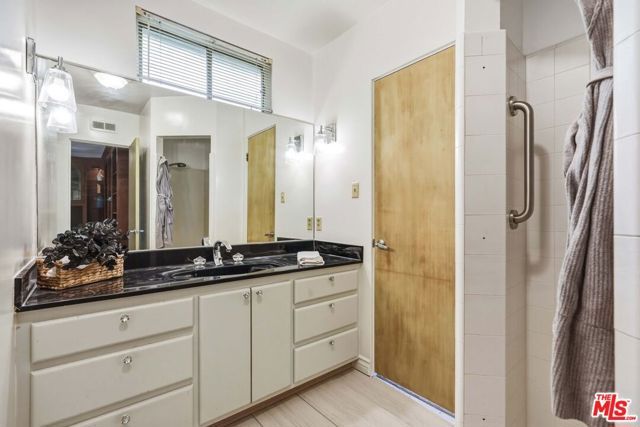 5518 Saloma Avenue, Sherman Oaks, CA 91411