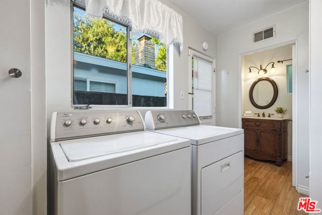 5518 Saloma Avenue, Sherman Oaks, CA 91411