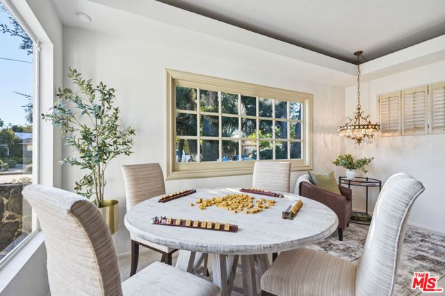 5518 Saloma Avenue, Sherman Oaks, CA 91411